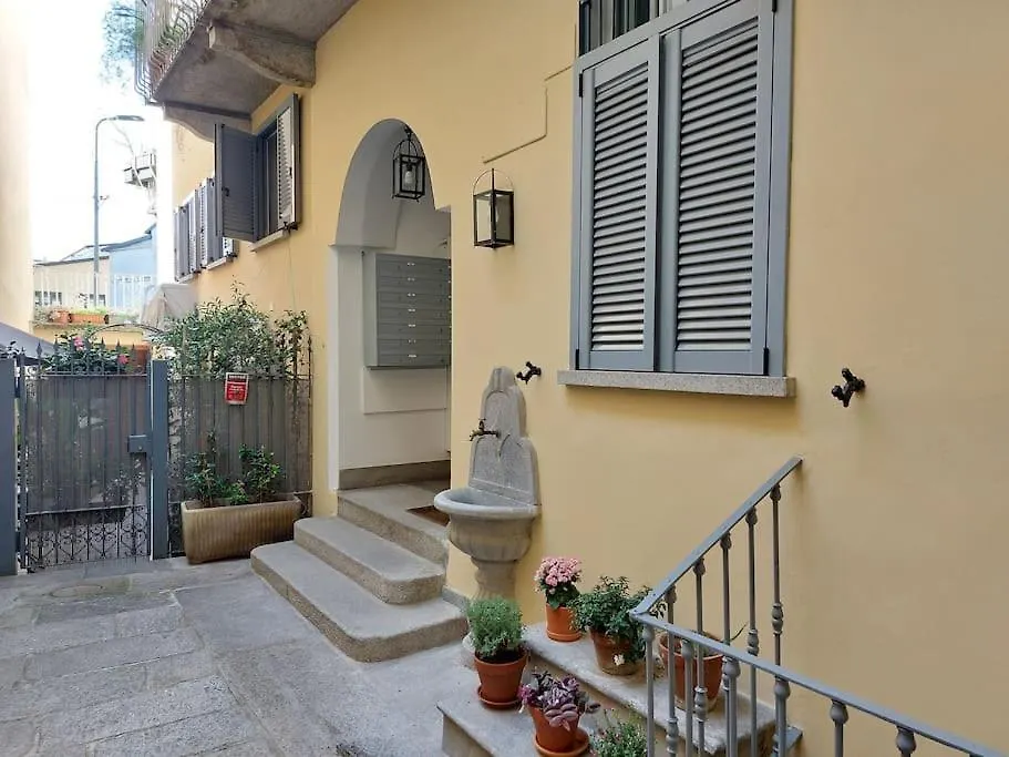 The Painter House On The River Milan
