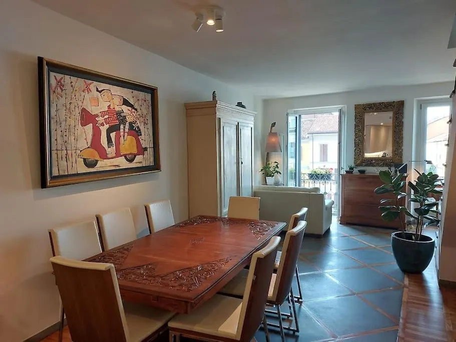 The Painter House On The River Milan Apartment