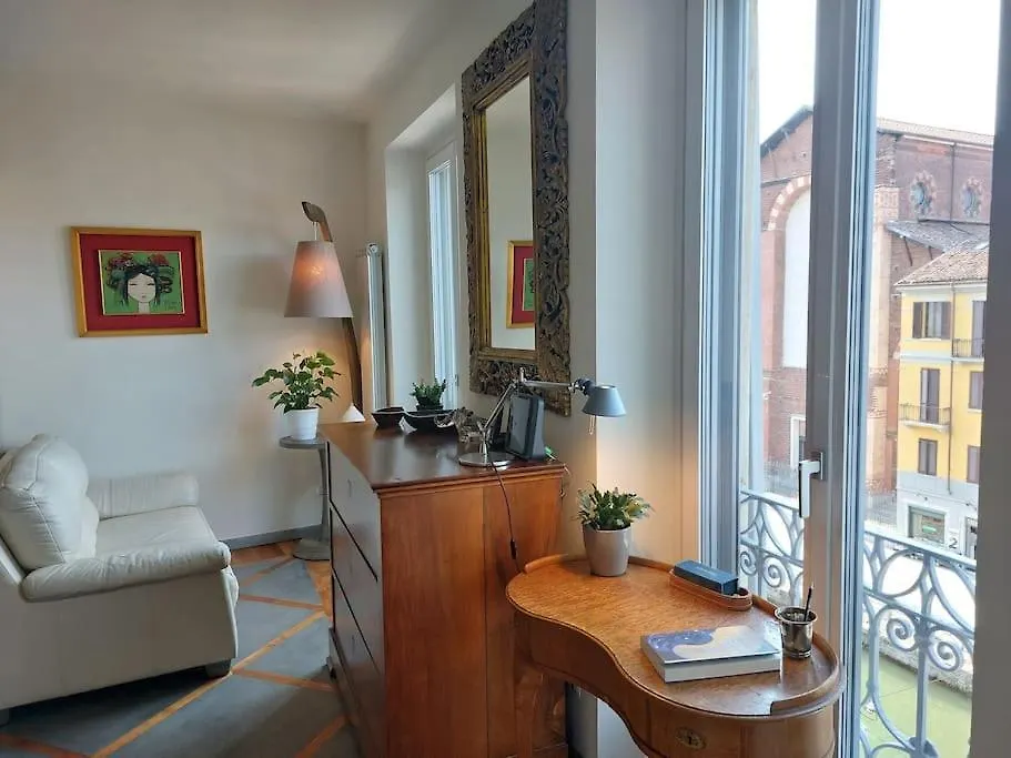 Apartment The Painter House On The River Milan Italy
