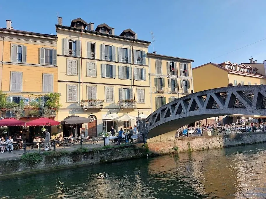 The Painter House On The River location